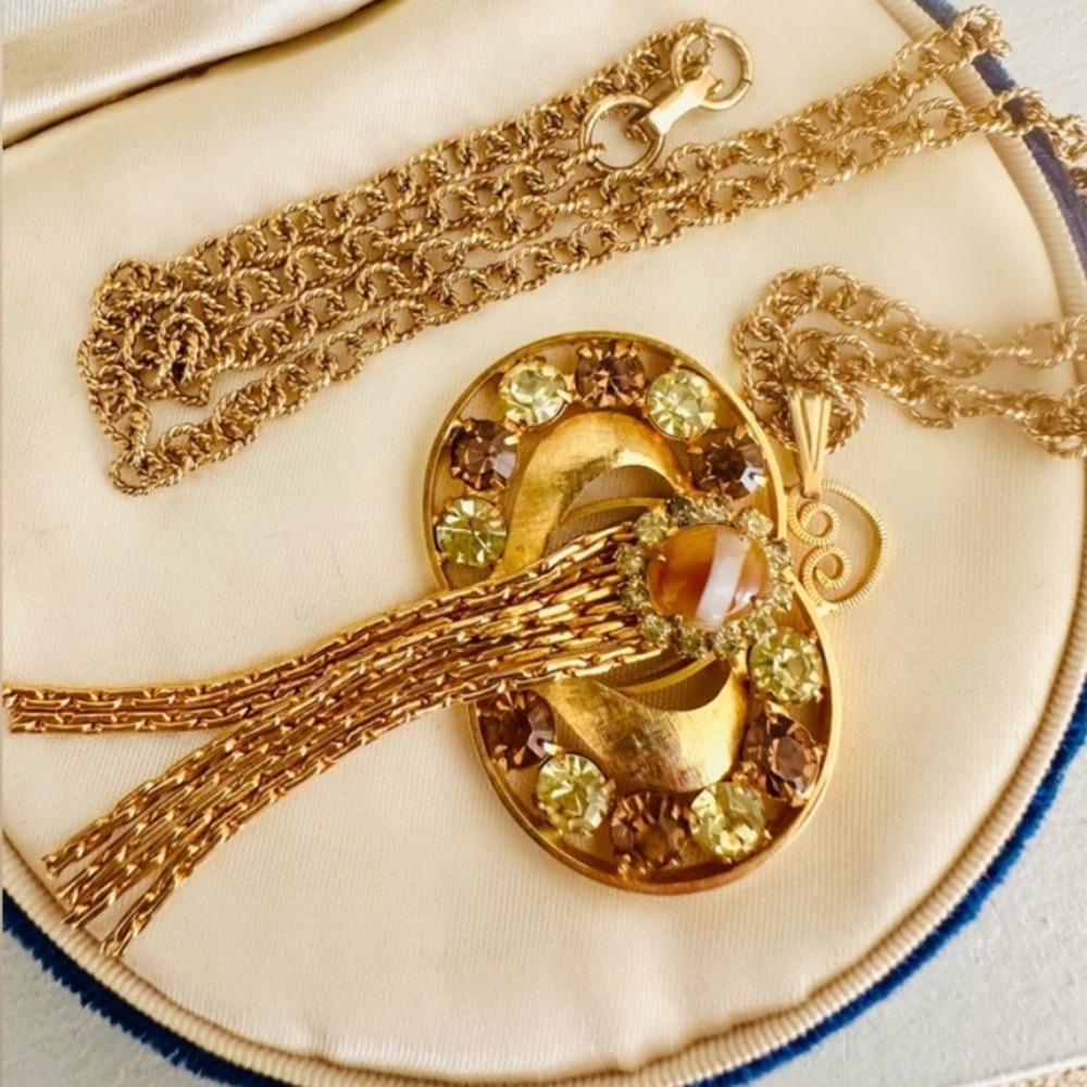 Vintage Tassel Rhinestone Pendant Necklace